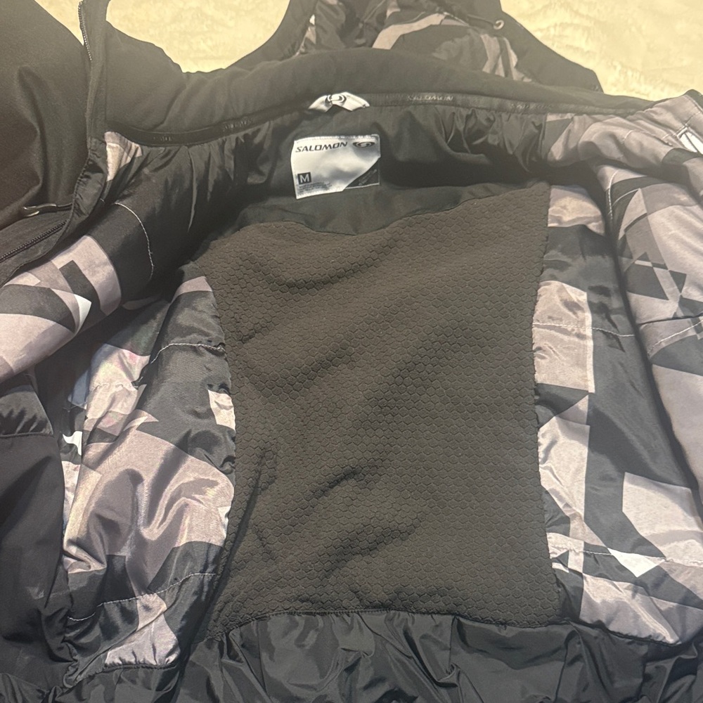 Salomon Geometric Black and Gray Jacket
